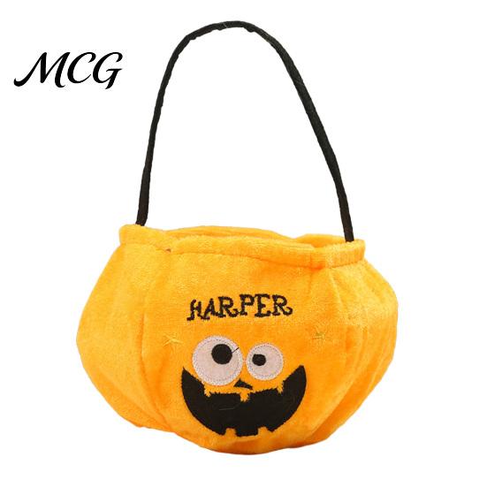 Thick Fabric Candy Pouch Halloween Trick or Treat Bucket, 9.8x5.9 Inch Pumpkin Witch Black Cat Plush Children's Tote Bag, Soft Basket with Handle for