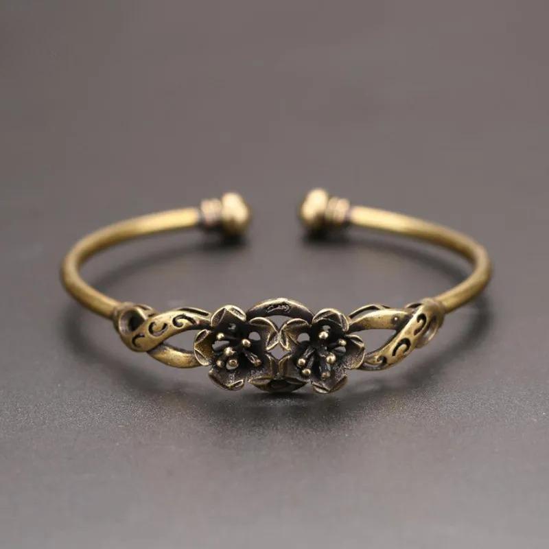 Retro Bronze Flower Pattern Princess Bracelet Classic Pure Copper Openwork Antique Bracelet Women'S Decoration Thanksgiving Gift
