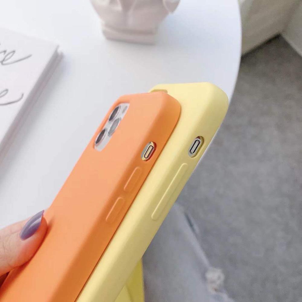 Funda de Silicona con Cordón para iPhone 11 12 13 14 15 Pro Max Color Caramelo Cubierta Trasera Suave con Cordón para el Cuello.