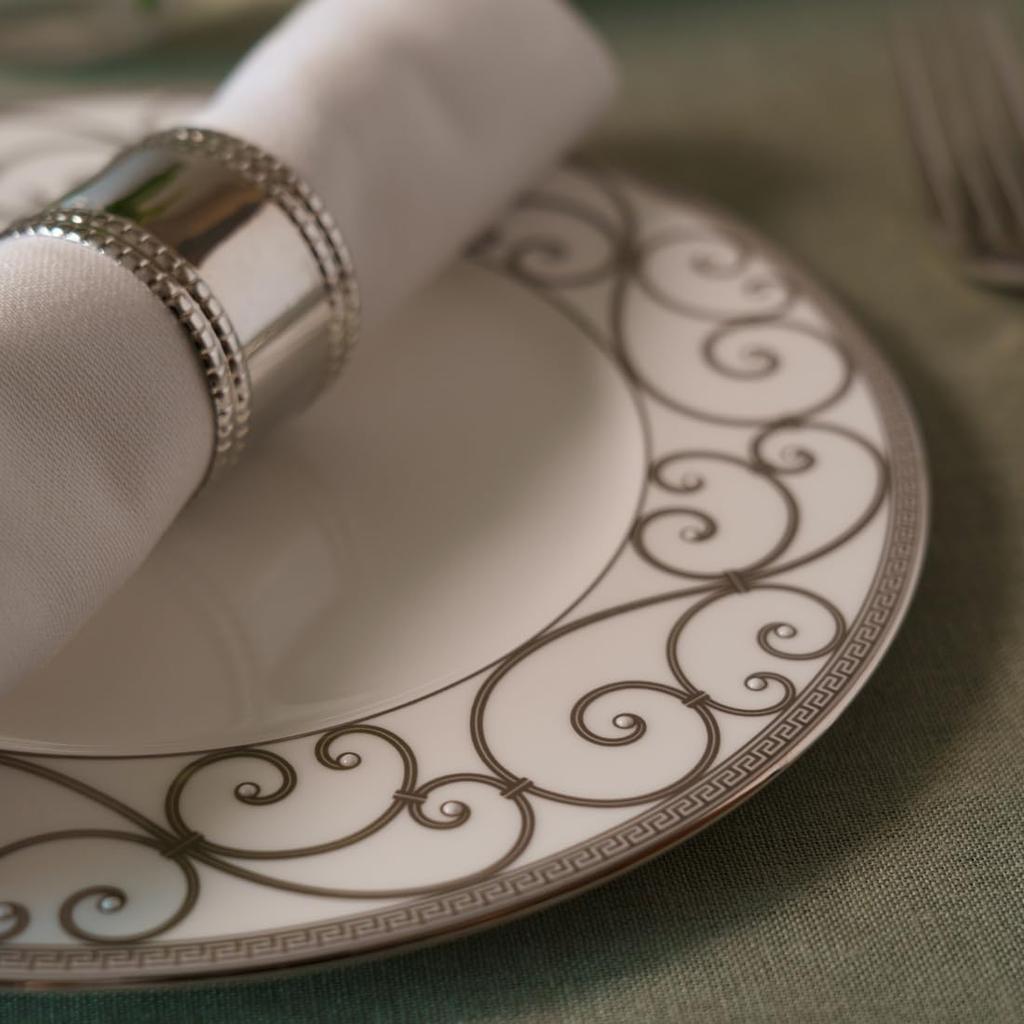 NARUMI Rondo Plate Gold and Set of Elegant and Perfect for a Pair of Wedding Gift Boxed and Gift Set, 21cm, Platinum, 2, Stylish, Gifts, Wrapped,