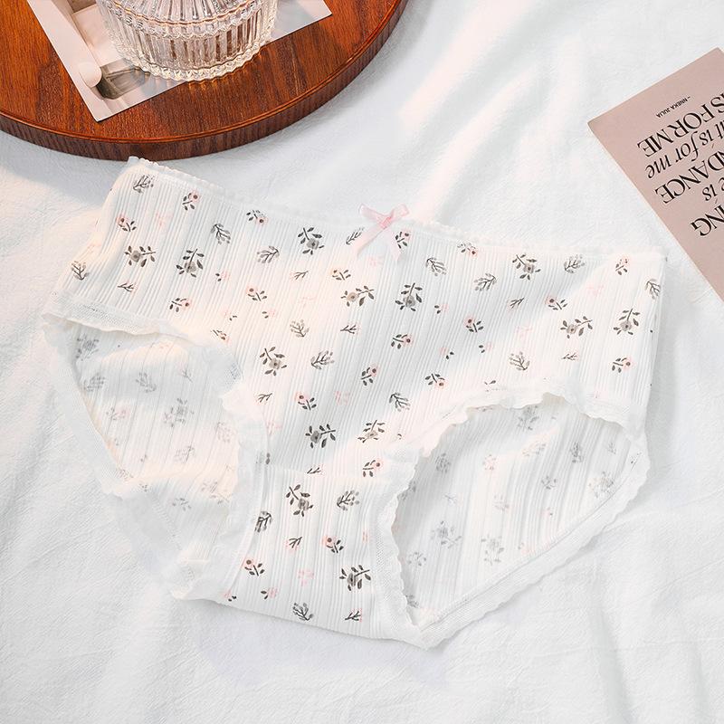 Ladies Spring and Autumn Cute Cartoon Bear Pure Cotton Bottom Crotch Waist Breathable Underwear
