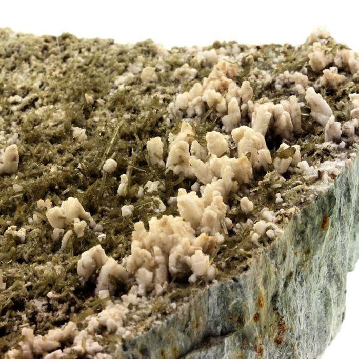 Pierres et Minéraux. Clinozoisite, Albite. 5767.0 ct. Marine de Scala, Canari, Haute-Corse, France.