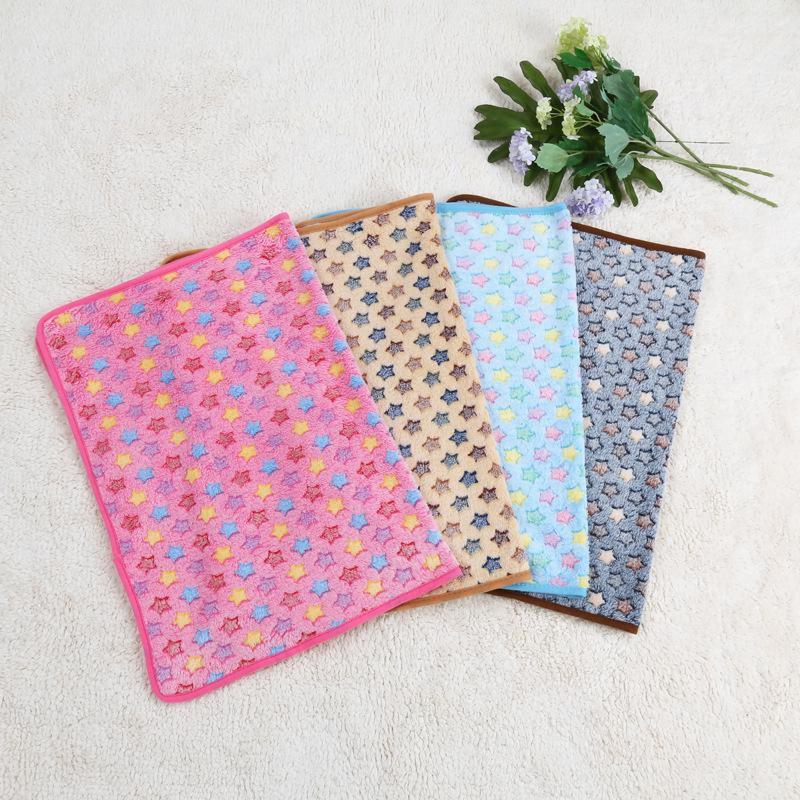 Cozy Coral Fleece Pet Blanket for Dogs and Cats - Warm Autumn & Winter Nest Mat