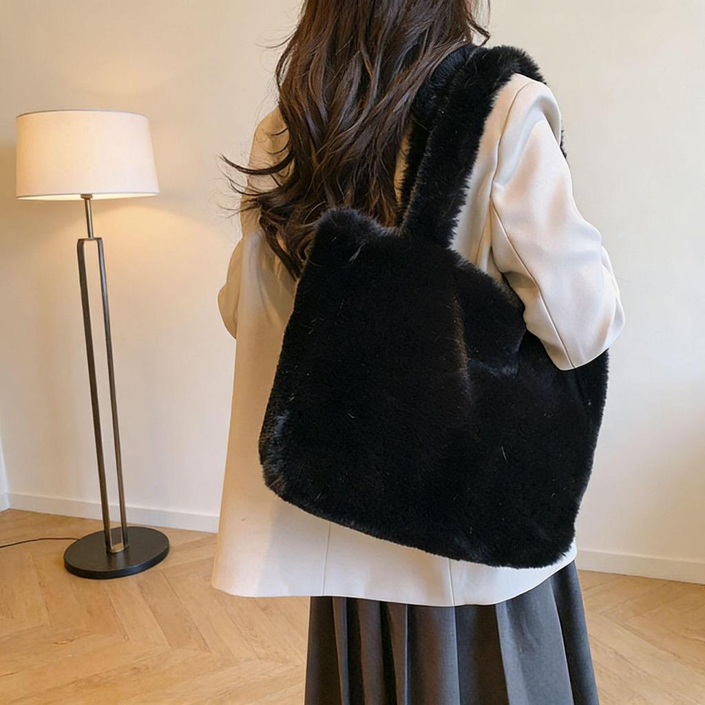 Women's Plush Tote: Stylish, Spacious & Versatile Shoulder Bag for Commuting