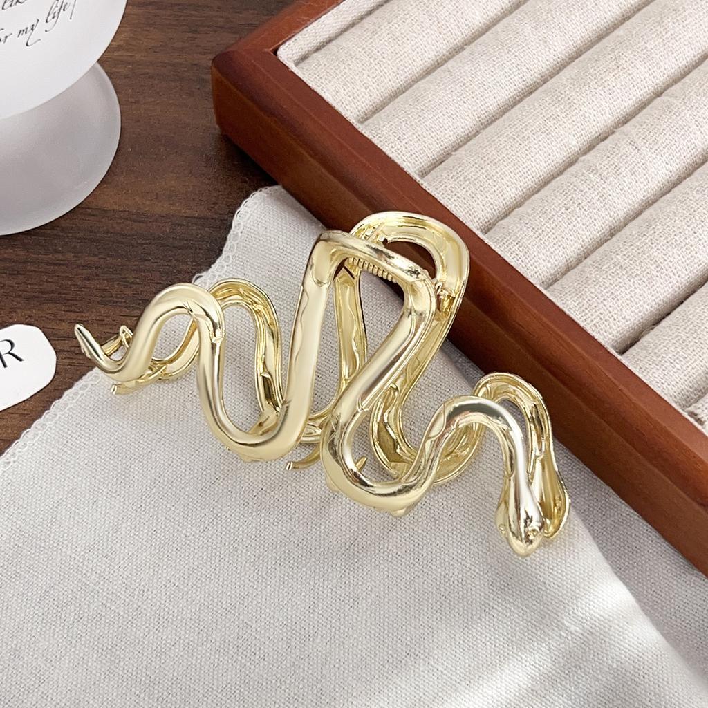 1Pcs Fashion Simple Snake Shaped Wave Metal Hair Claws For Women Girls Party Hair Accessories