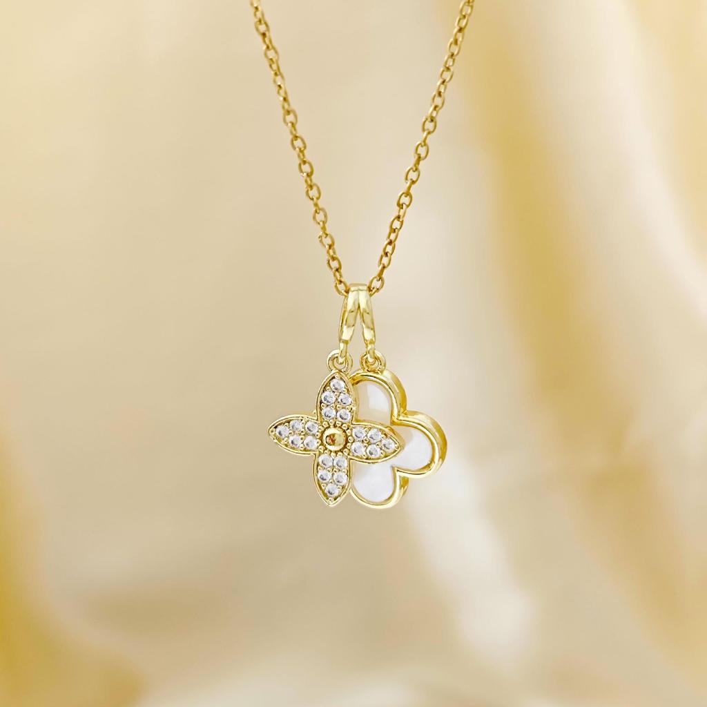 Luxurious Zirconia Inlaid Four-Leaf Clover Women's Necklace - Versatile Fashion Clavicle Chain