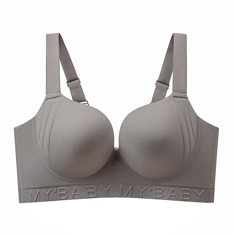 The New Popular Seamless Bra Has Big Breasts and Small Underwear. Thin Women's Underwear Gathers and Collects Secondary Breasts To Prevent Sagging