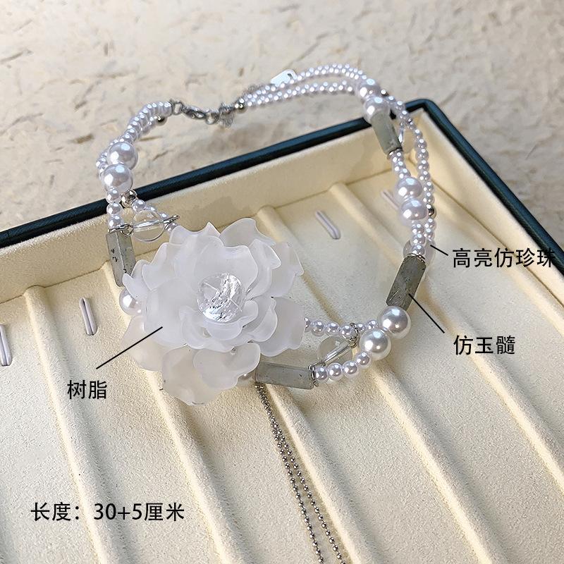 Light Luxury High-End Imitation Pearl Beaded Necklace Women'S Versatile Niche Design Collarbone Chain Summer Accessories