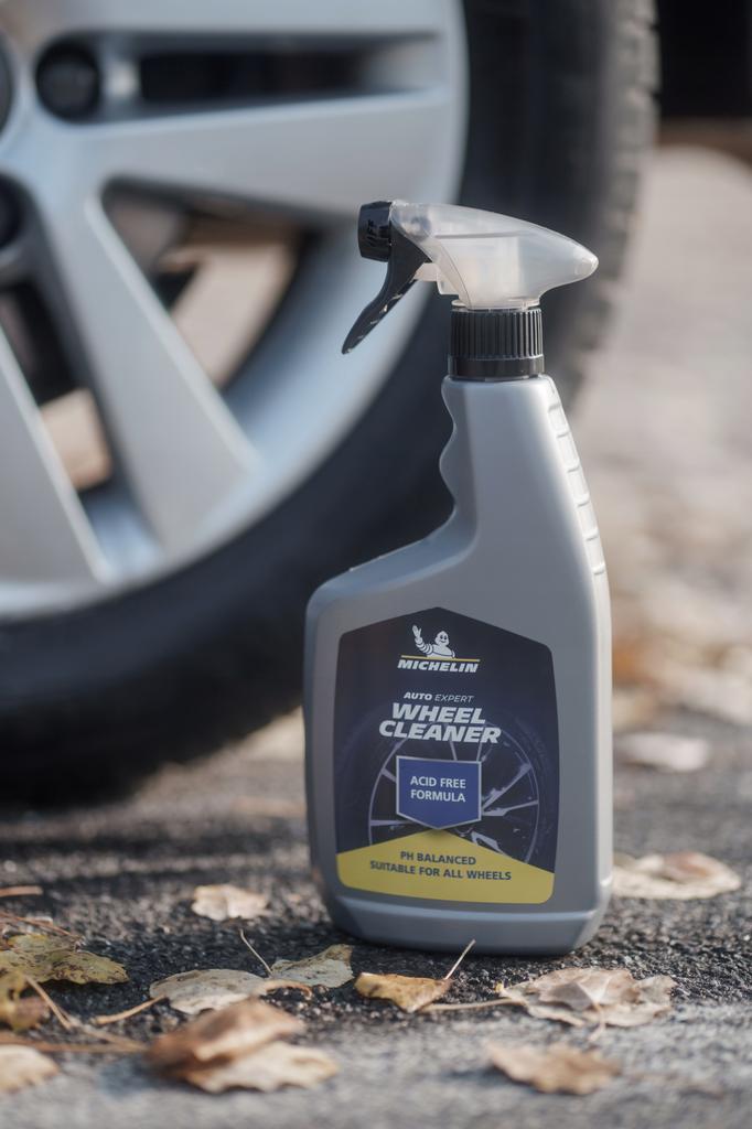 Płyn Do Czyszczenia Felg Wheel Cleaner 650Ml Neutralne Ph Michelin