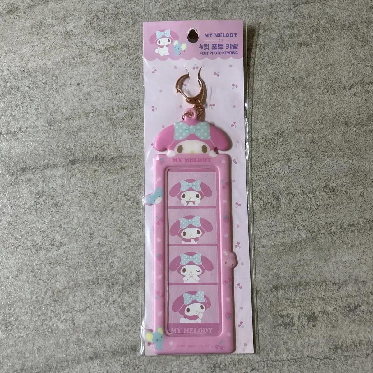 

Продается фотоальбом Sanrio My Melody на 4 фото!