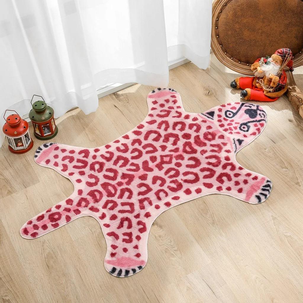 

Pink imitation leopard pattern Rug faux skin leather NonSlip Antiskid Mat washable Animal print Carpet for living room bedroom 30X50CM SMALL