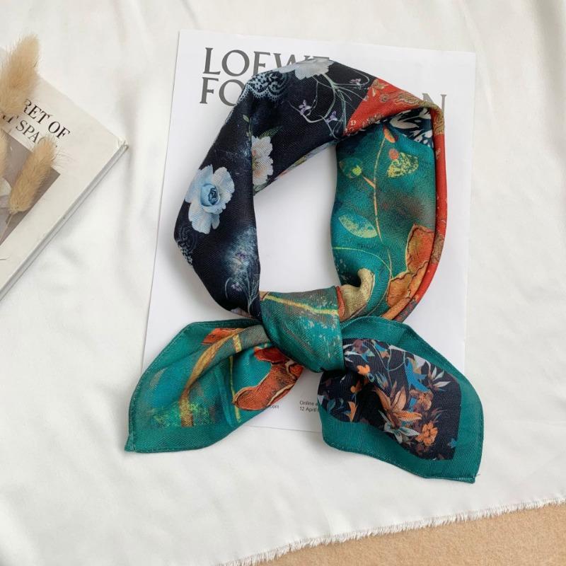 Square scarf new neck scarf scarf small shawl travel bag headscarf versatile cashew flower silk scarf