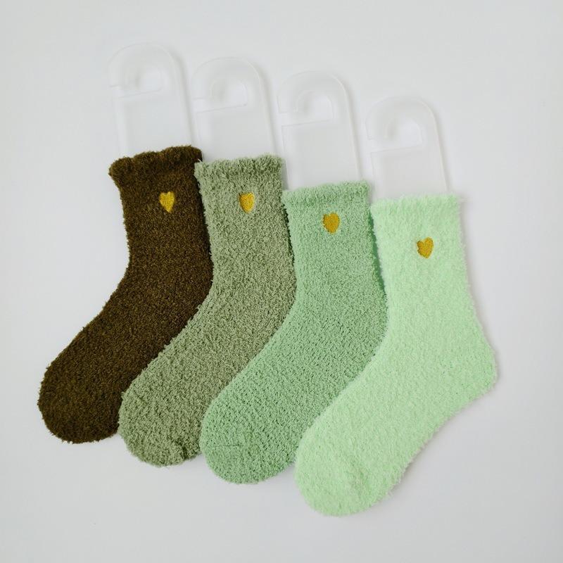 Autumn and Winter Thickened Coral Fleece Socks Women's Middle Tube Gold Love Warm Versatile Fleece Socks Home Sleep Floor Socks