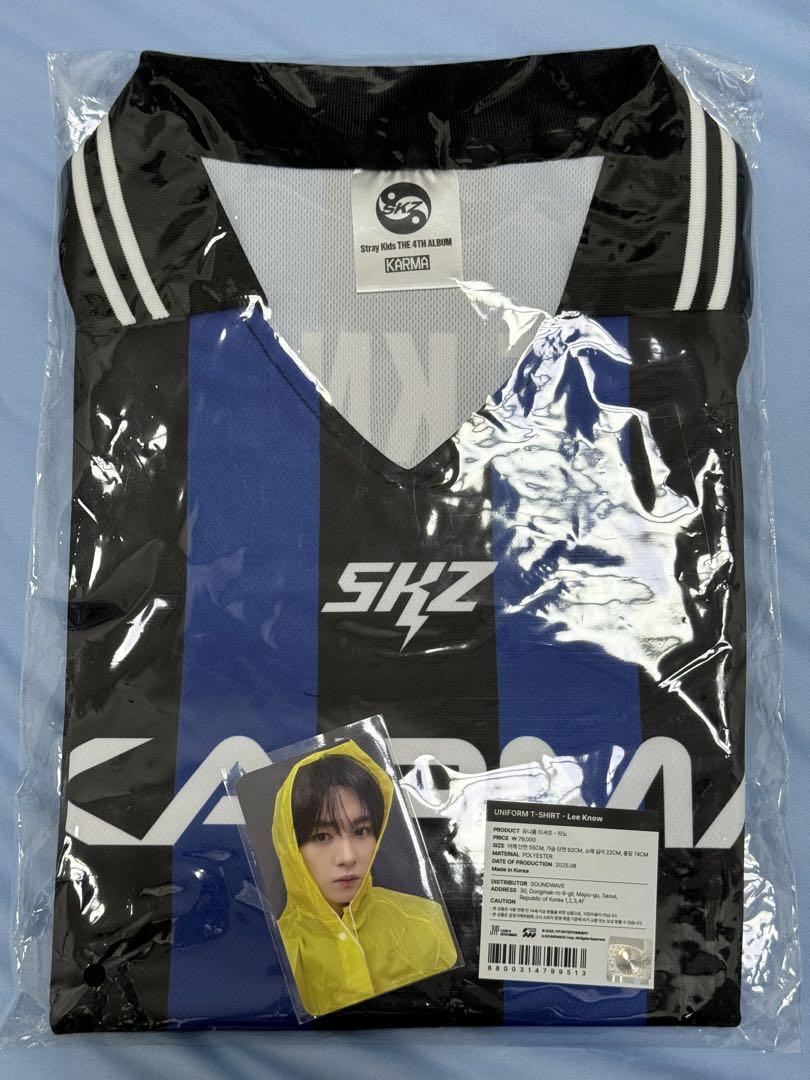 

[Б/У] Stray Kids KARMA Поп-ап Рено Униформа с торговой карточкой