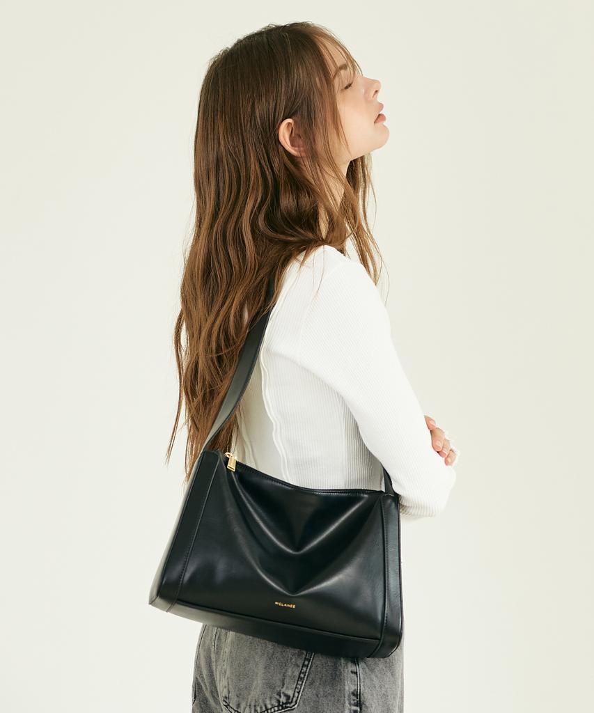 Mclanee 559 Tommy Shoulder Bag