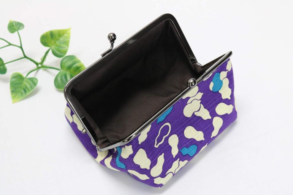 Kyosuke Made in Japan Cosmetic Pouch with Makeup 8 x x 12 Purple Gourd-Shaped Clasp, Pouch, 15.5 cm, Cotton,