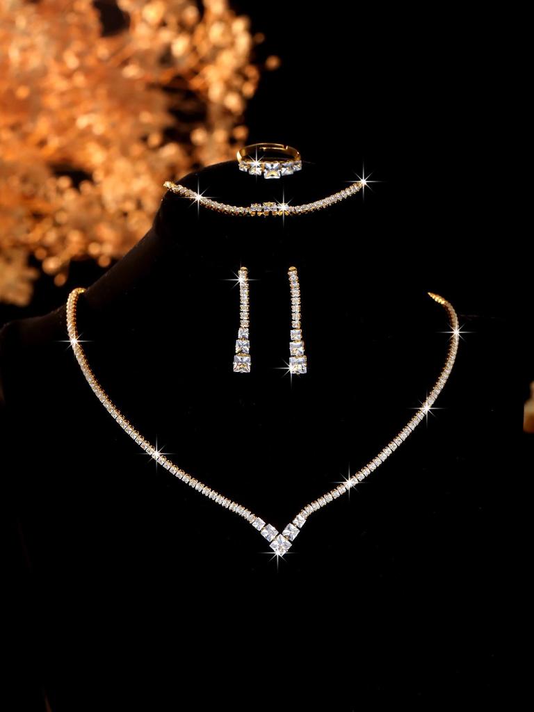 Elegant Crystal Necklace & Earrings Set for Weddings and Banquets