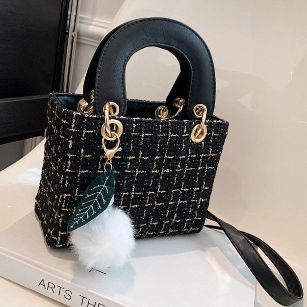 Niche design woolen bags, new bags, women's bags, autumn and winter messenger bags, portable Princess Diana bags