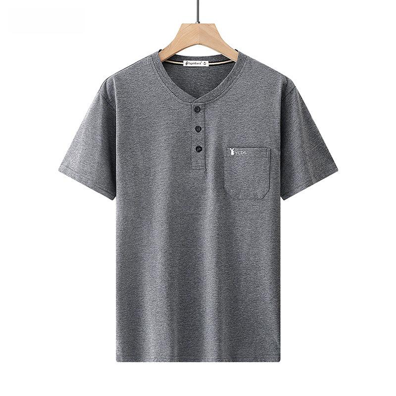 

Чоловіча бавовняна футболка з коротким рукавом і коміром-стійкою, з кишенями - вільного крою для чоловіків середнього віку, ідеальна для літа 3XL (180-200 jin)