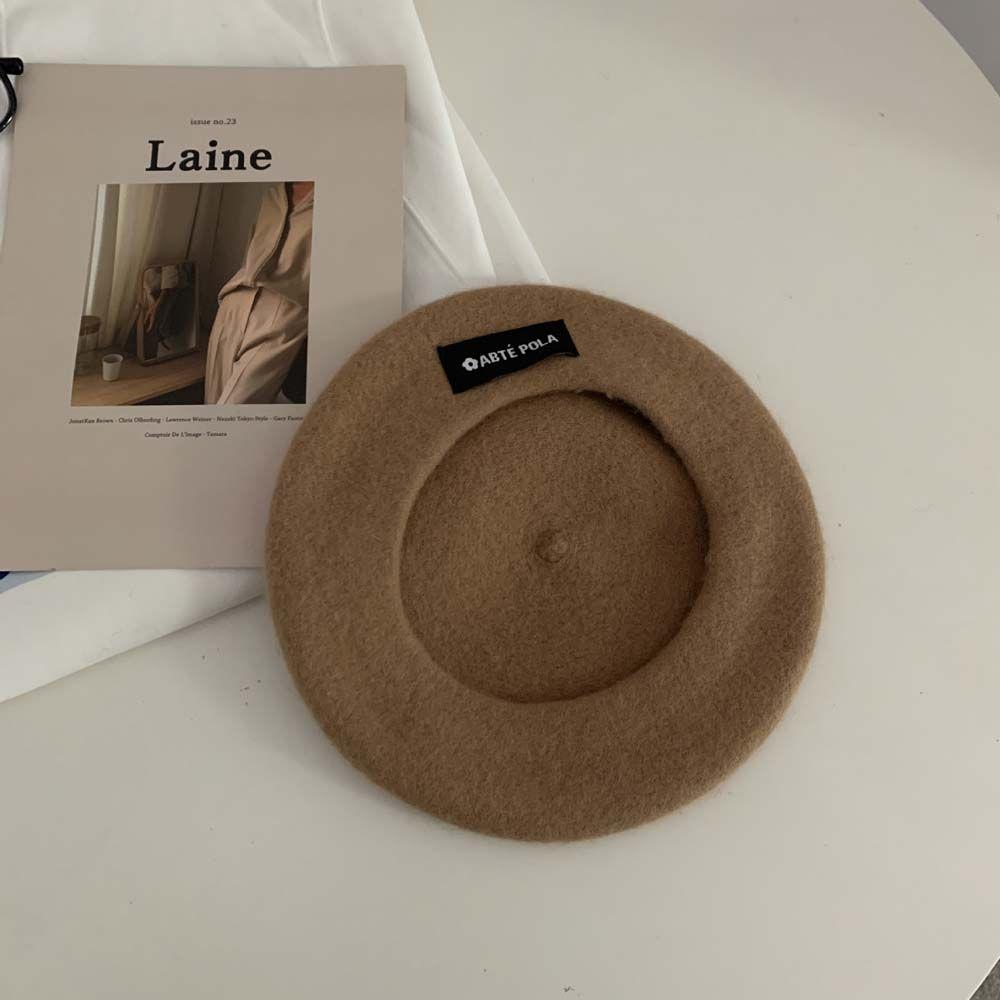 

Зима Осень Имитация Шерсти Письмо Женские Береты Корейские Шляпы Художника Шапка Бини Британские Шляпы хаки