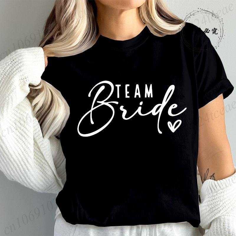 Bridesmaid Print T Shirt for Women Bachelorette Party Fashion Streetwear Tops Vintage Bride Team Tees Tshirt Gifts TT01