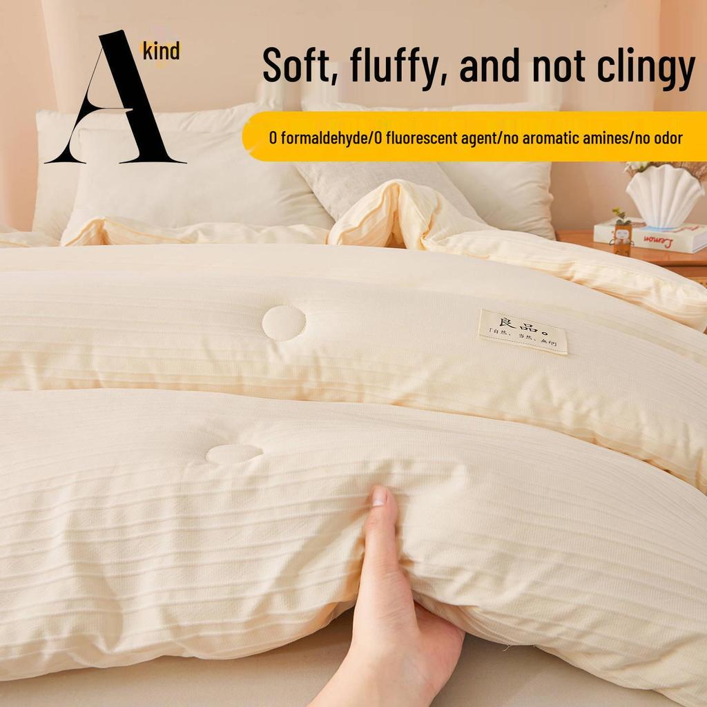 Class A Antibacterial Soybean Fiber Quilt: Thick, Warm, and All-Season Quilt.