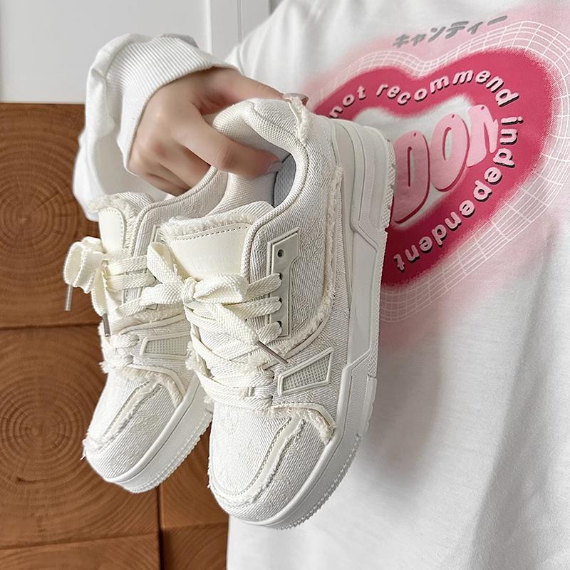 Herbst atmungsaktive Retro-Freizeit-Board-Schuhe Nischen-Sport-Plattform-Brot-Schuhe