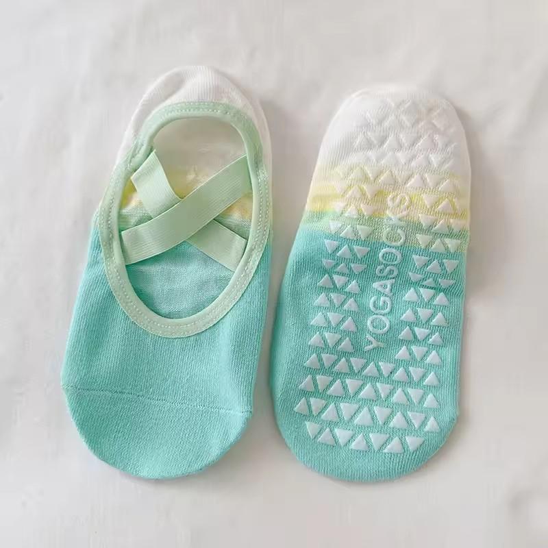 

1 пара градиентных силиконовых носков для йоги, нескользящих, для женщин, пилатеса, фитнеса, силы сцепления, танцев в помещении, спортивных носков озеро синий