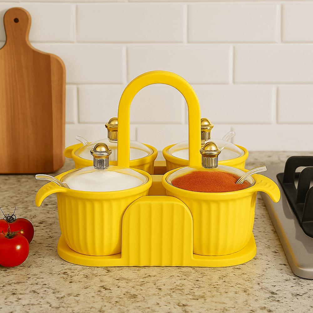 Plastic Multi-grid Seasoning Box Sealed Salt Container Portable Spice Container  for Home