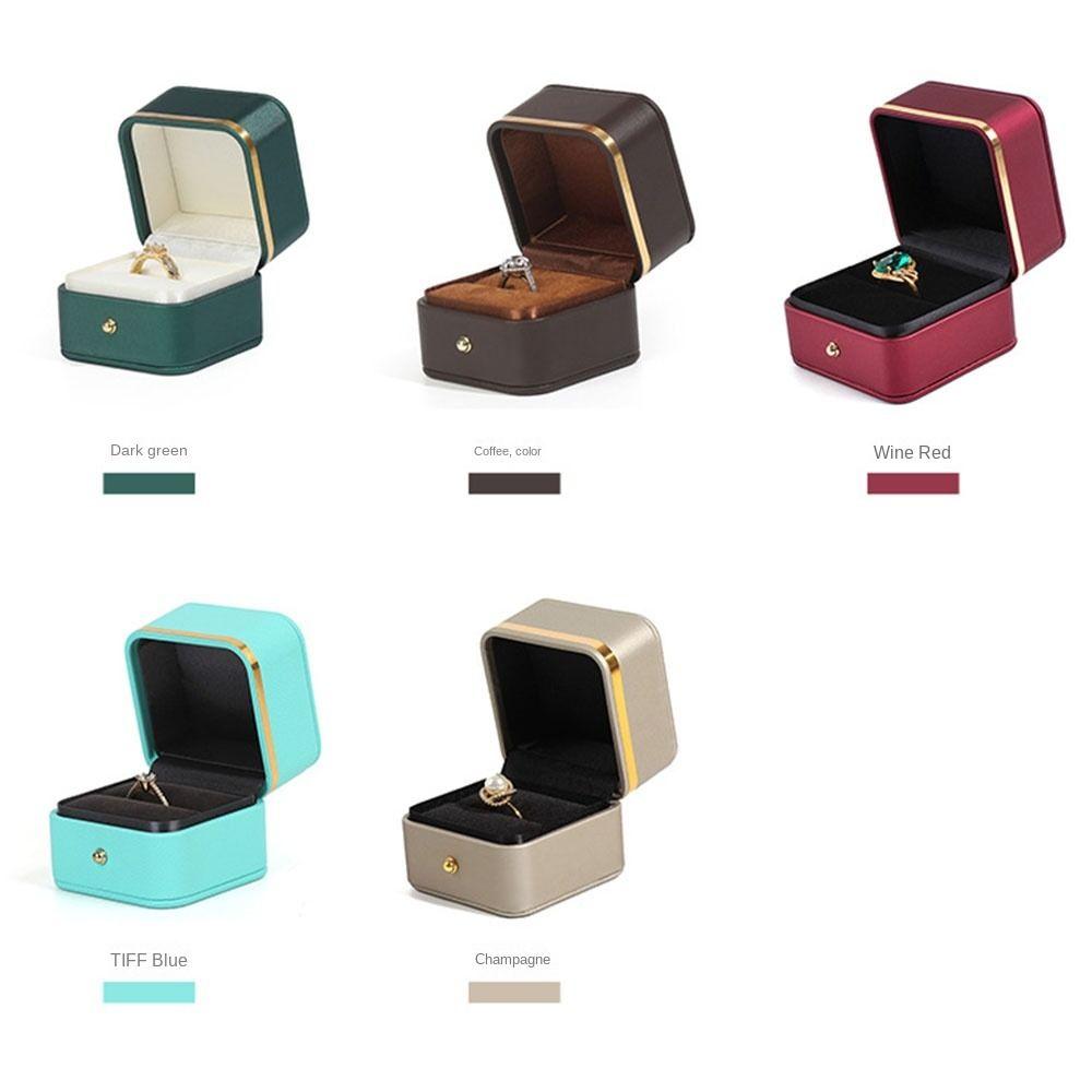 Elegantes Ringaufbewahrungsetui PU-Leder Ring-Präsentationsboxen Mode Quadratische Ringbox Hochzeit