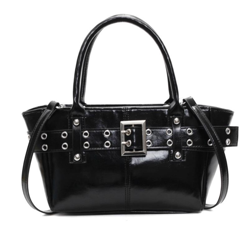 

Locomotive wind rivet small bag women s new fashion trendy cool portable tote bag summer advanced messenger bag чорний