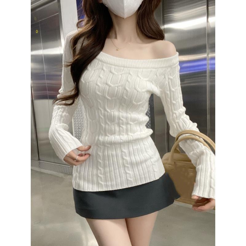 Women's Korean-Style Solid-Color Cable-Knit Sweater: Retro Knit Top with Off-the-Shoulder Neckline—Minimalist and Versatile Layering Top