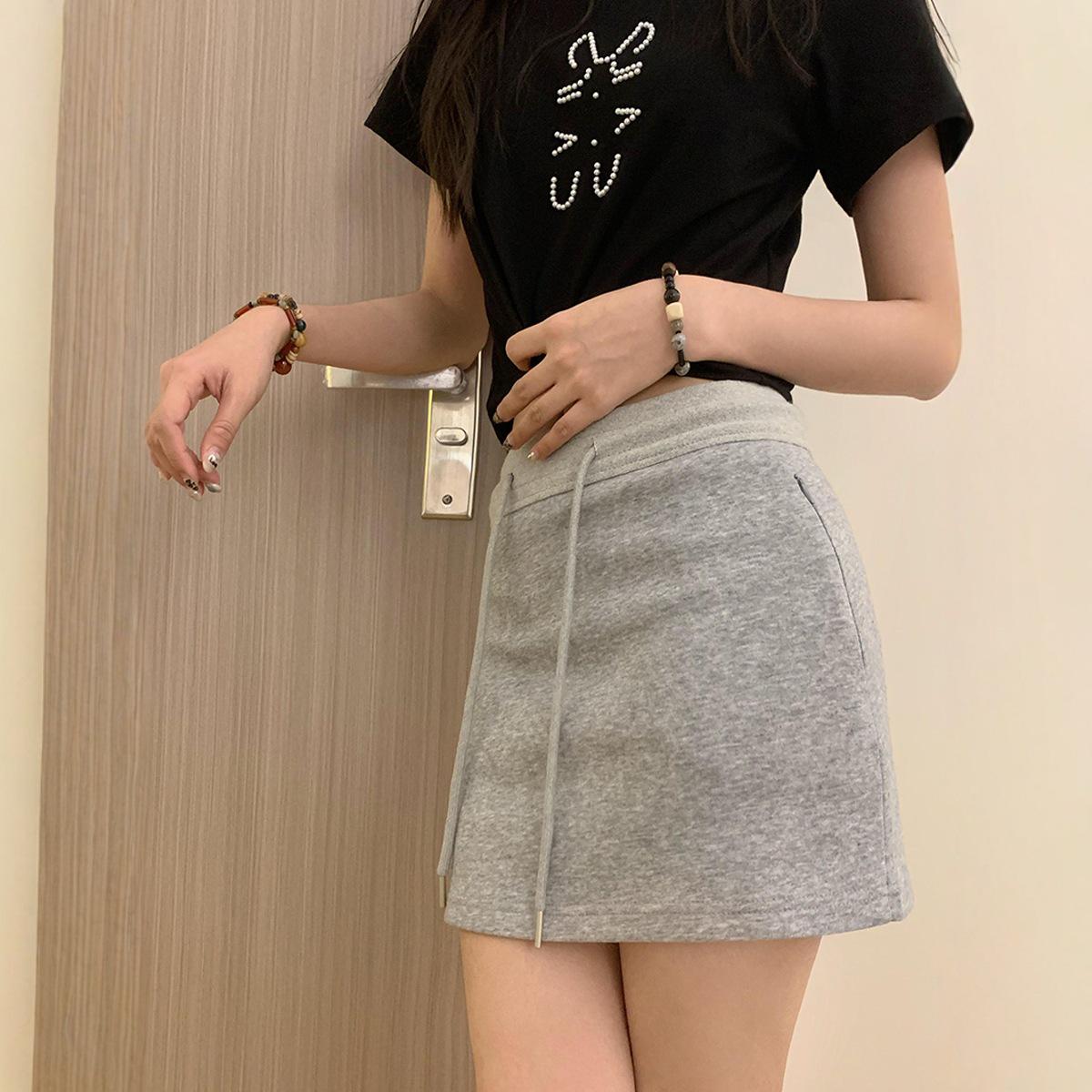 

Women s Black and Gray High Waist A-Line Midi Skirt, Summer 2025 Casual Slimming Style, Petite Hip Wrap with Drawstring. Extra Large
