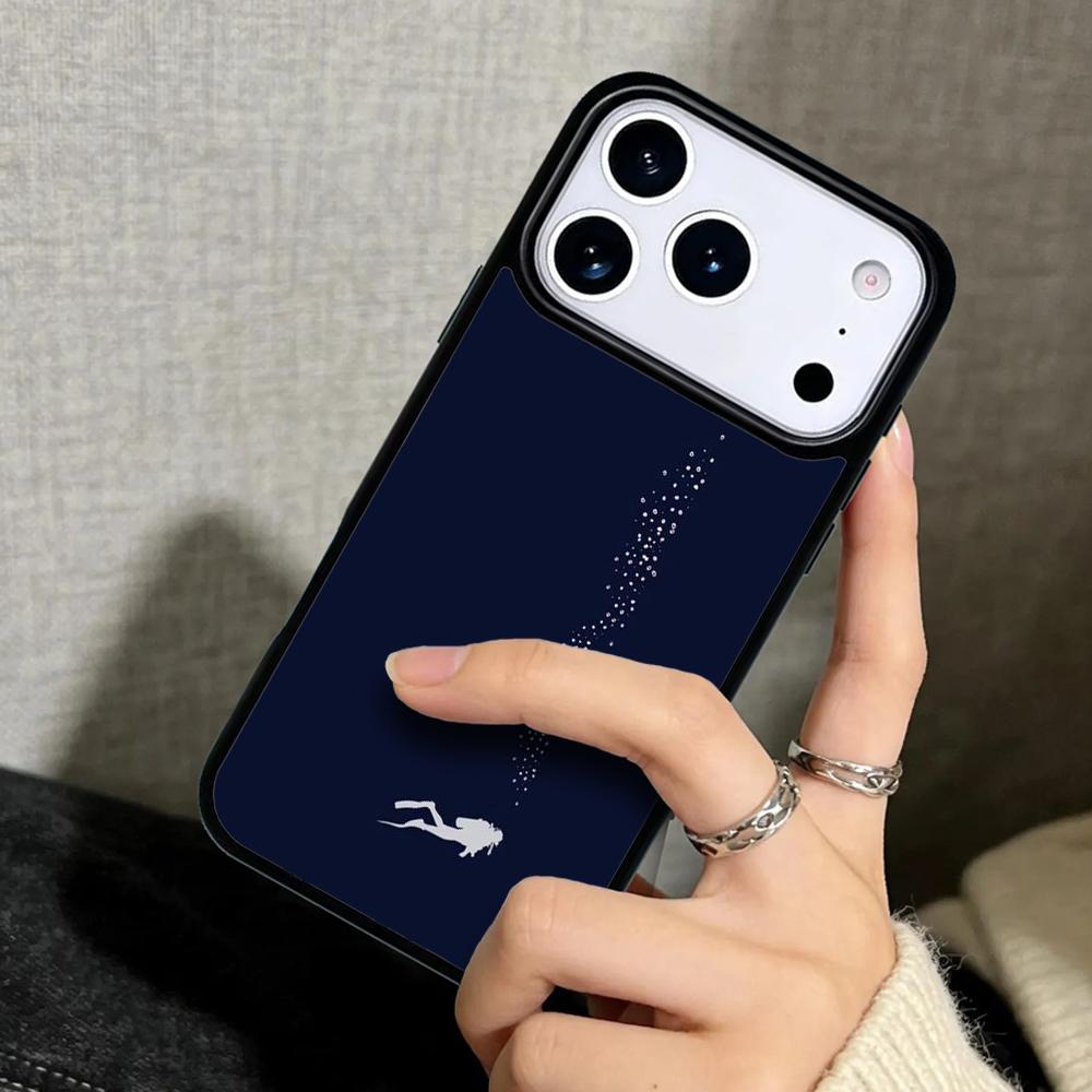 Capa Case for iPhone 17 Air 16 Pro Max 15 Plus 11 13 Mini 14 12 Back Phone Cover Scuba Diving Diver