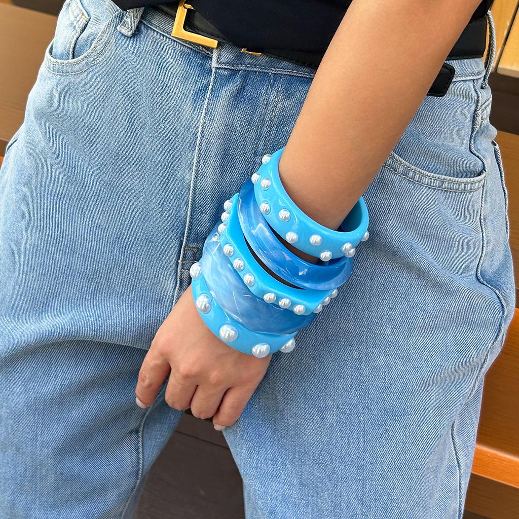 Exaggerated Sweet And Cool Wind Glitter Powder Wide Bracelet, Fashionable Irregular Imitation Pearl Bracelet Bracelet