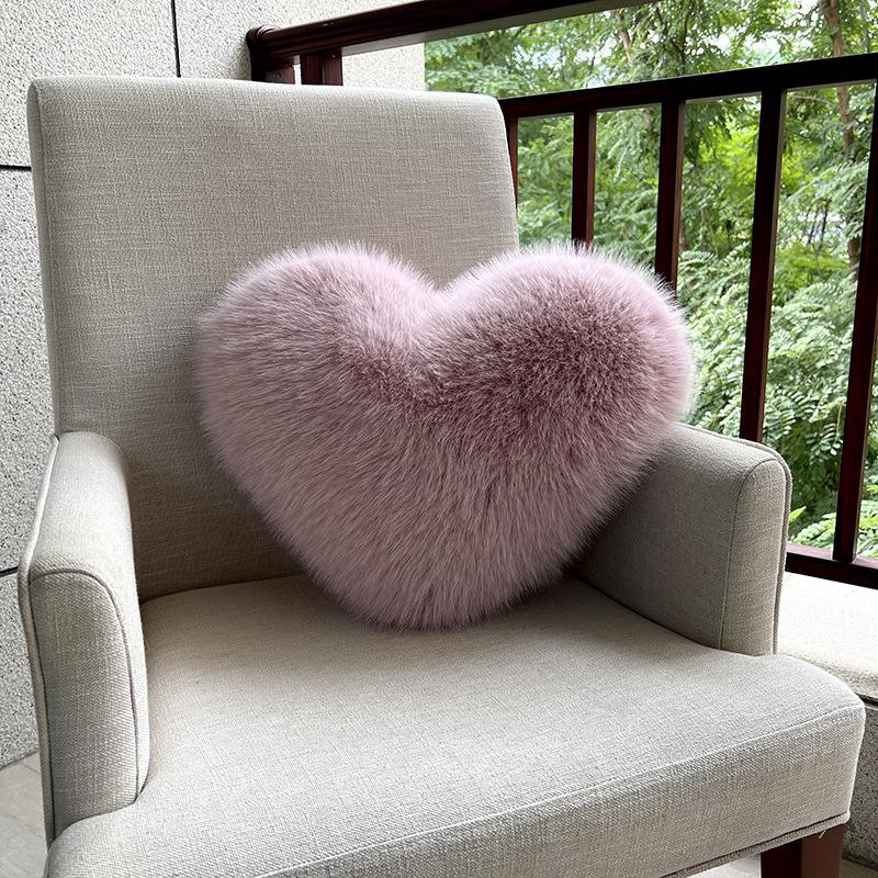 Heart-Shaped Faux Fur Throw Pillow - Plush Sofa Cushion, Cute Gift for Girlfriend, Living Room Decor