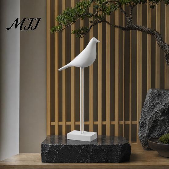 Artistic Resin Animal Statues Black & White Bird Figurine, Minimalist Modern Art Sculpture for TV Interior Design Accents Cabinet Bookshelf