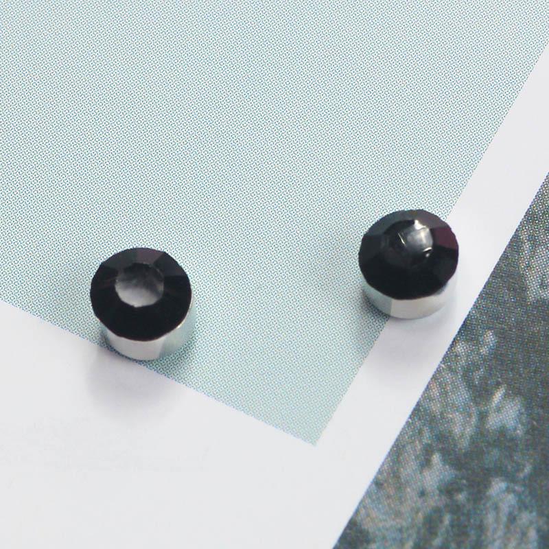 Korean Style Rhinestone Magnetic Ear Clip: Unisex, No Piercing, Elegant Crystal Earrings