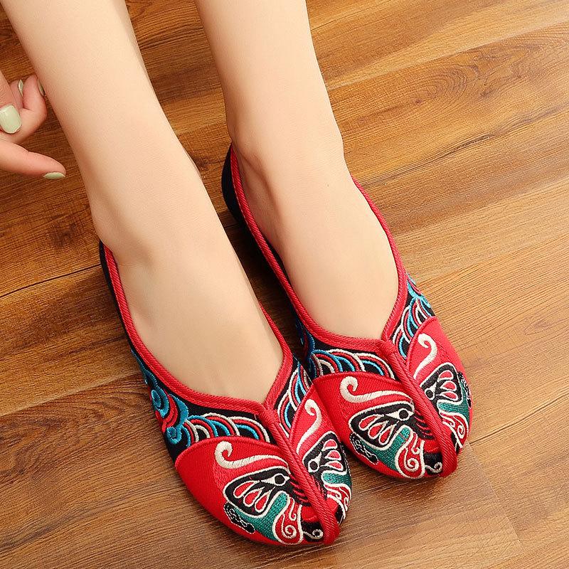 Women's Ethnic Style Embroidered Wedge Heel Cloth Shoes for Spring and Summer