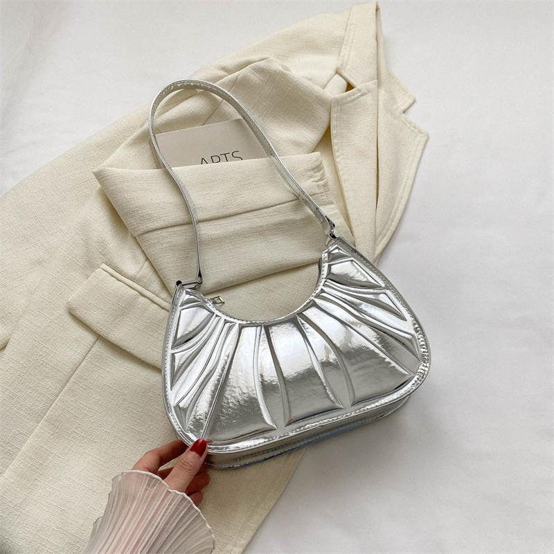 

Stylish Women s Commuter Underarm Bag 2023 Summer Trendy Chic Shoulder Bag Pu Material Small Size срібний