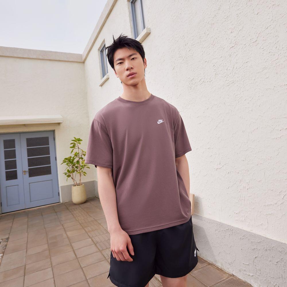 Nike Sportswear Club Men s T-Shirt XL