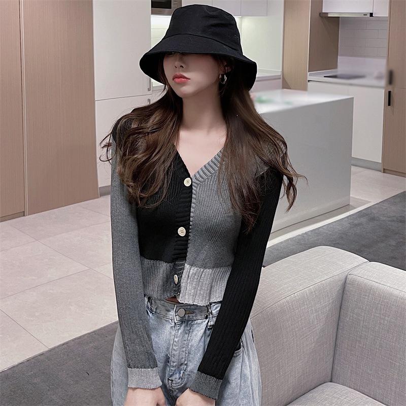 Cardigans Femininos de Tricô de Manga Comprida com Decote em V e Contraste de Cor, Slim, com Umbigo à Mostra