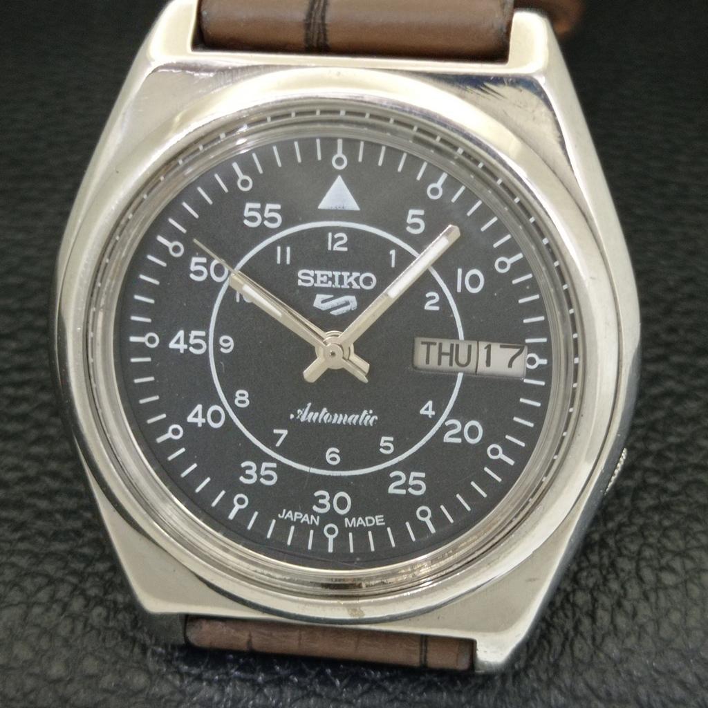 AUTOMATIC 7009A VINTAGE SEIKO 5 JAPAN MENS BLACK COLOR DIAL WATCH a701541-5 R206b-a701541