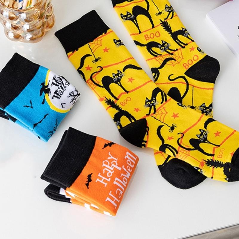 Halloween Socks with Scary Skulls, Vampire Teeth, and Pumpkin Faces Charm Designing Woman Man Autumn Winter Socks