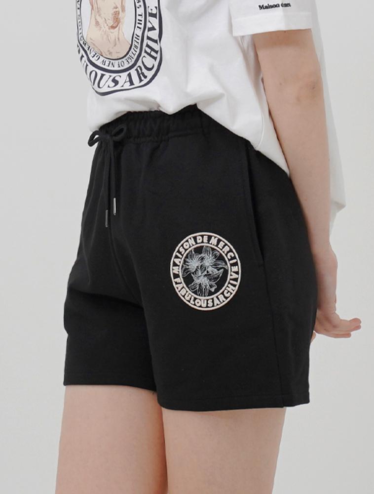 LA MAISON STUDIO Women'S Embossed Embroidery Le Ris Shorts Black Ivory (Fcc2Pt501W)