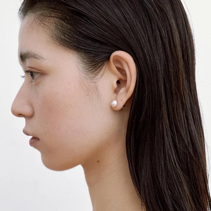 Oval Pearl Earrings, Small