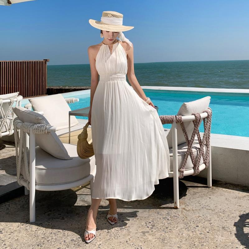 Seaside vacation wind waist slim beach dress French beautiful unique ruffle edge neck dress summer