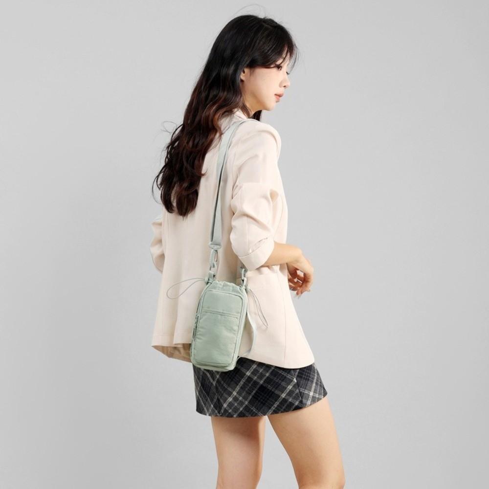 Large Capacity Crossbody Phone Pouch Nylon Women's Fitness Bag Water Bottle Storage Bag  Gym