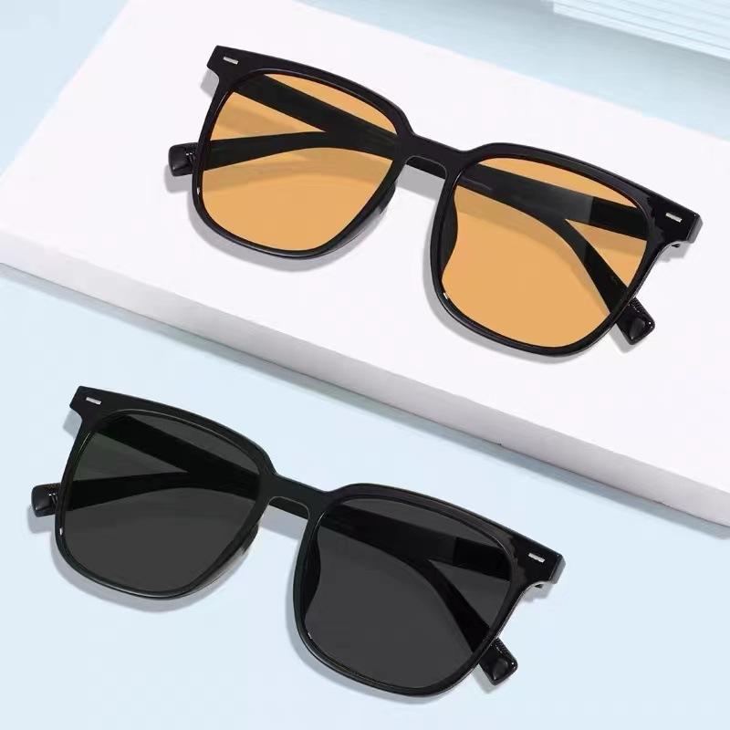 New Sunglasses Women High Quality Retro Sunglasses Women Classic Square Glasses Women/Men Luxury Eye Protection Sun Glasses