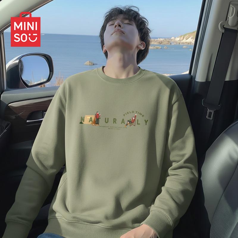 

MINISO Men s Japanese Style Loose Fit Round Neck Pullover 3XL